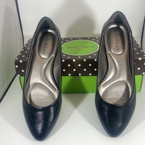 Kelly & Katie black flats